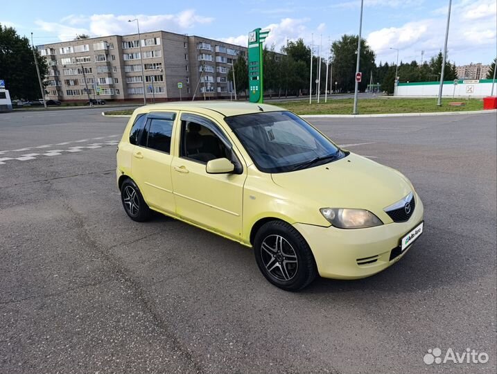Mazda Demio 1.3 AT, 2002, 270 000 км