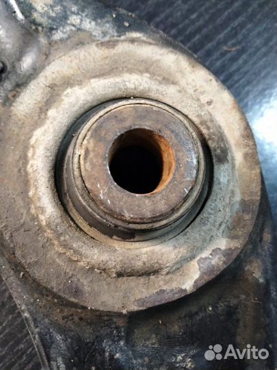 Рычаг передний левый Peugeot 308 EP6 2008