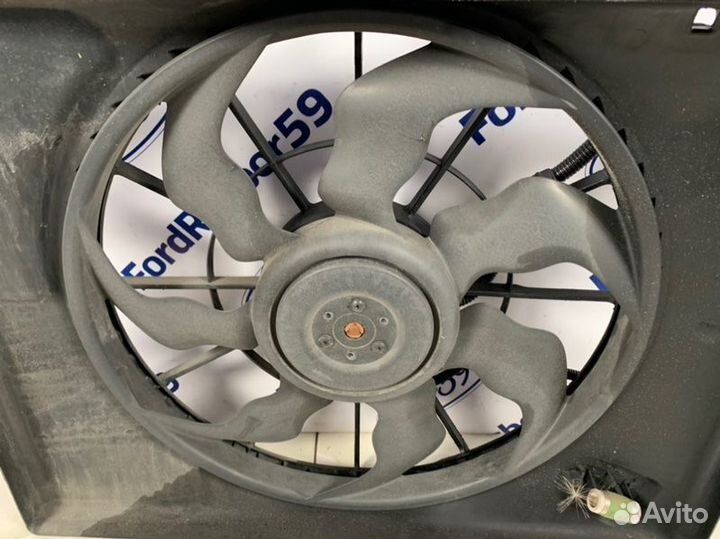 Диффузор с вентилятором Hyundai Tucson JM 2.0 tdci