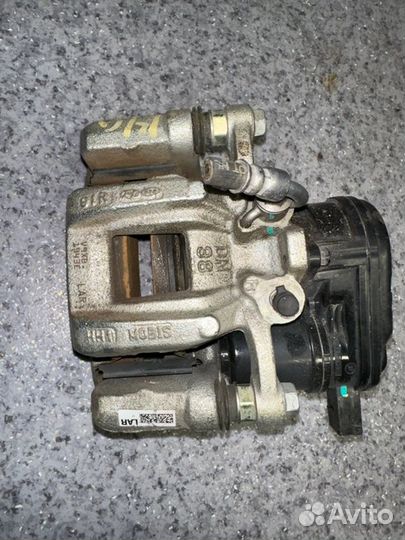 Суппорт задний правый Kia K5 DL3 G4KN 2021