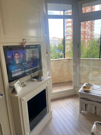 2-к. квартира, 63 м², 4/14 эт.