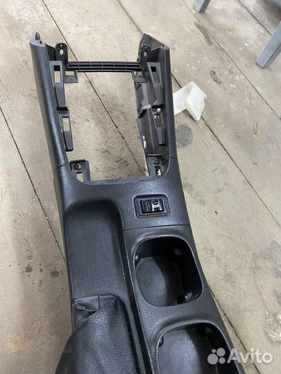 Центральная консоль nissan primera p12