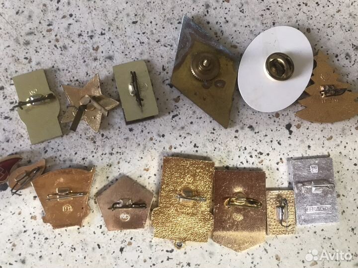 Значки, запонки