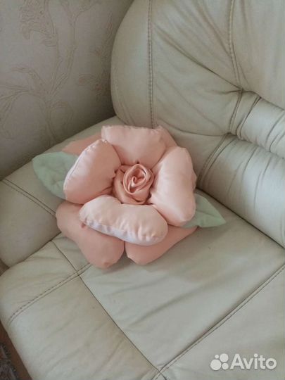 Подушечка декоративная цветочек