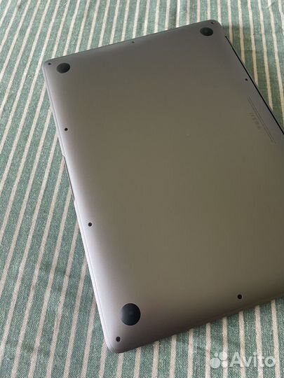 Macbook Air 13 2020 M1