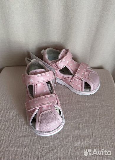 Новые сандалии для девочки Tombi 21 размер
