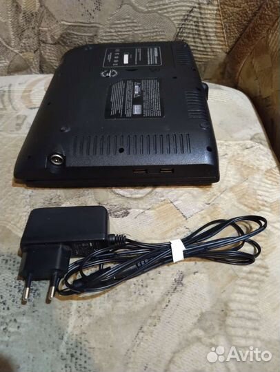 Портативный видеопроигрыватель