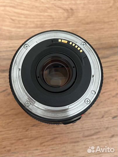 Объектив Canon