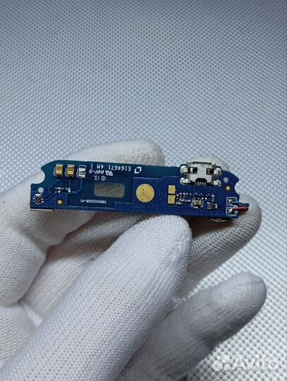 Fly IQ443 Quad. Нижняя плата зарядки. Оригинал