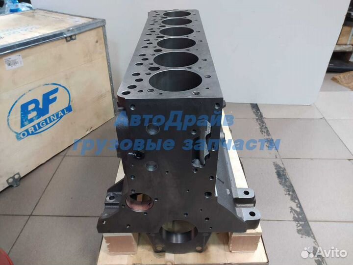 Блок цилиндров Мерседес мотор OM366 3660102608