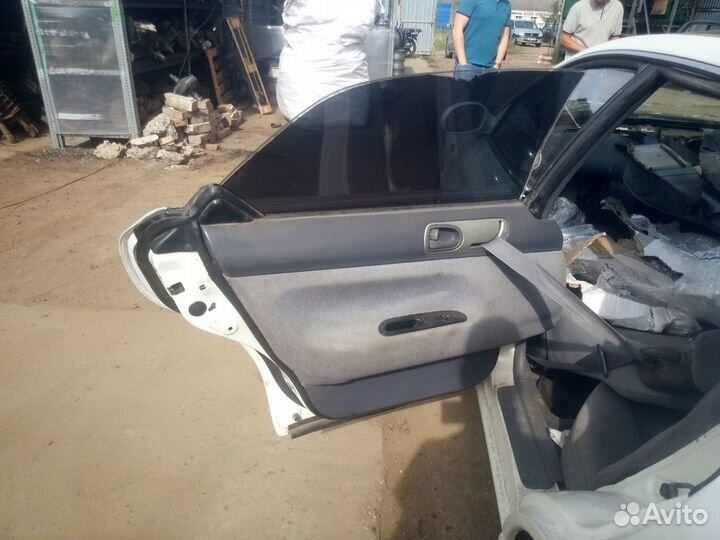 Дверь задняя левая Мазда MS8