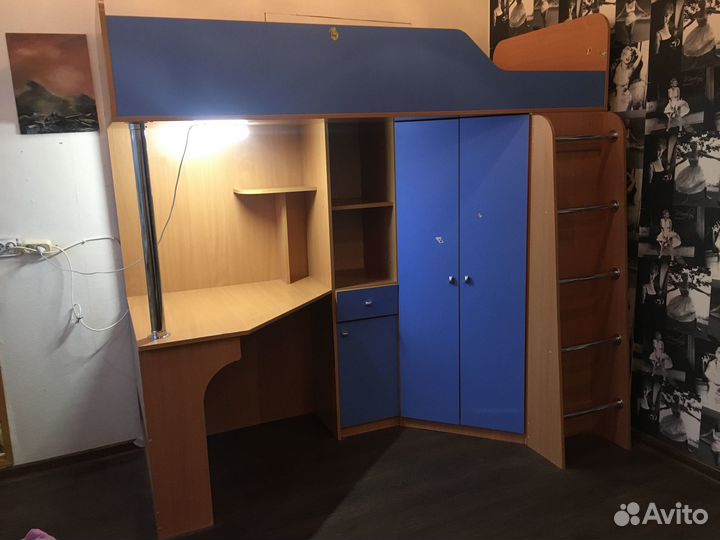 Кровать -чердак, детская стенка