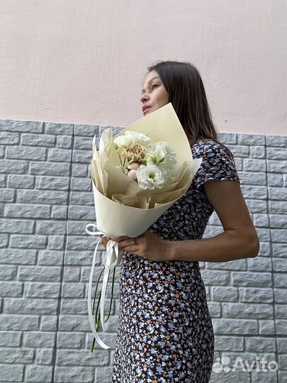 Мини букет из эустомы и диантуса