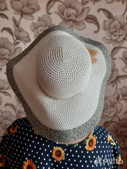 Шляпа женская соломенная