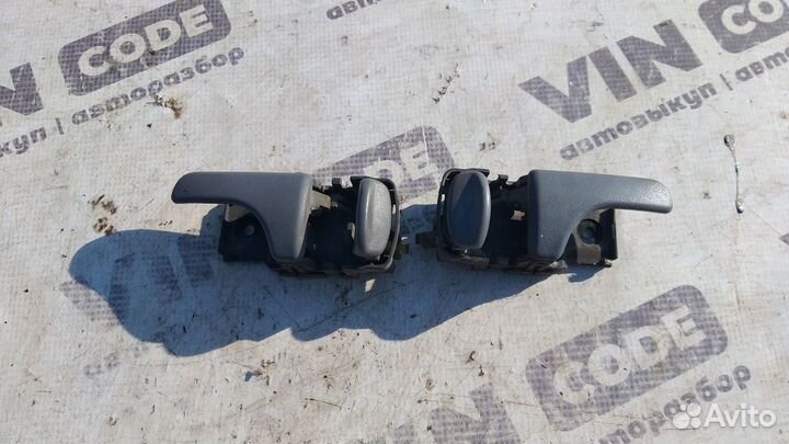 Ручки дверные внутренние Nissan Terrano 2