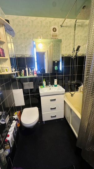 1-к. квартира, 35 м², 1/9 эт.