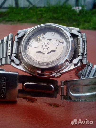 Наручные часы Ориент, Сейко и часы СССР