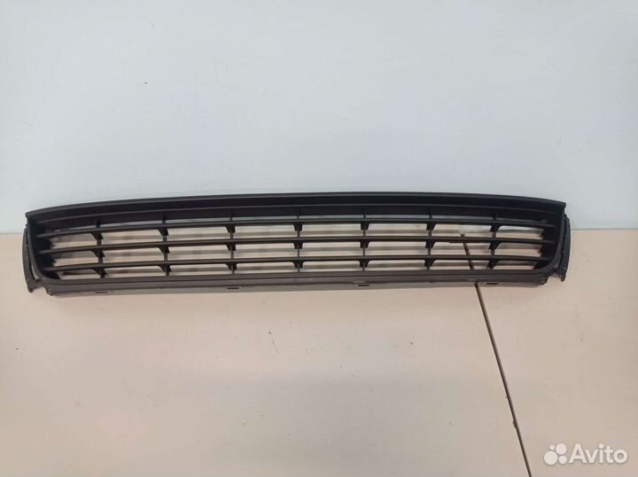 Решетка в бампер VW polo 10-14г