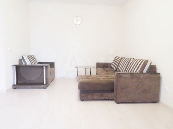 2-к. квартира, 65 м², 17/25 эт.