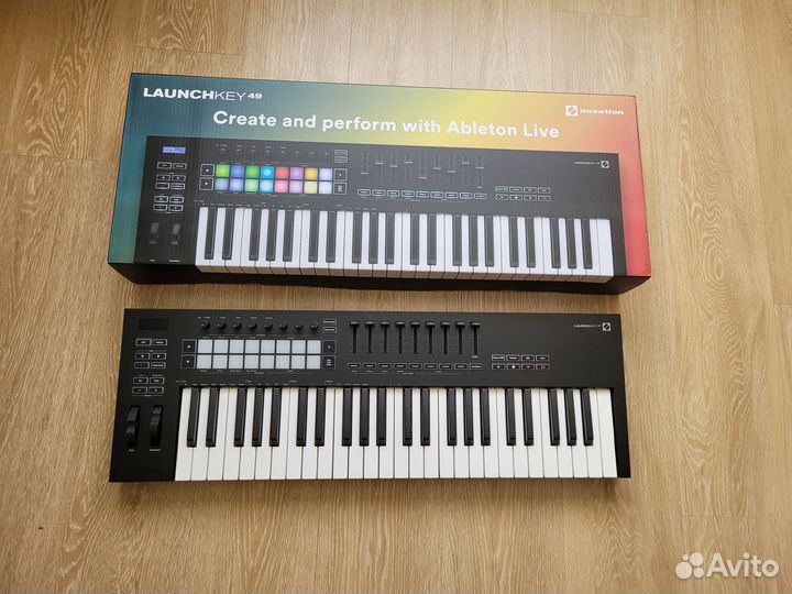 Midi-клавиатура Novation Launchkey 49 MK3