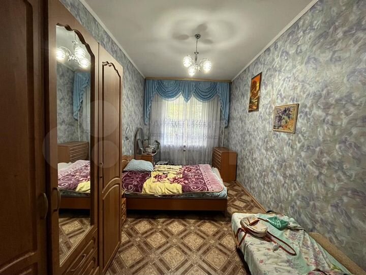 2-к. квартира, 69,3 м², 1/2 эт.