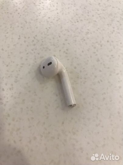 AirPods 2 наушник правый