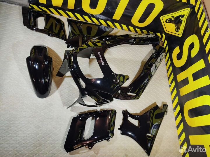 Пластик на Kawasaki zzr400-600