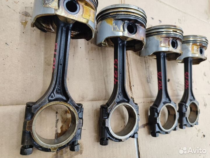 Поршень шатун Mitsubishi Lancer Cedia 9 4G15