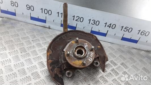 Ступица передняя правая toyota corolla E12 (LBG17N