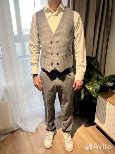 Мужской классический костюм 46