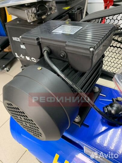 Компрессор поршневой 420 л/мин ресивер 100 л