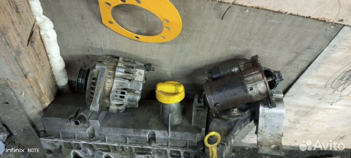 Двиготель Рено Логан 1.4