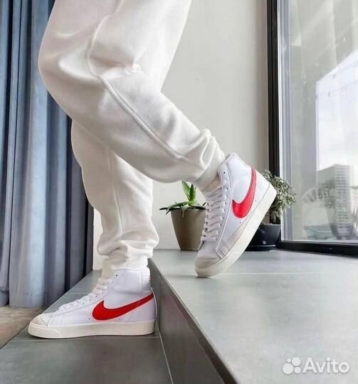 Кроссовки Nike Blazer 77 mid White & Red