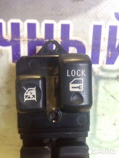 Блок управления стеклоподъемниками Mitsubishi Outl