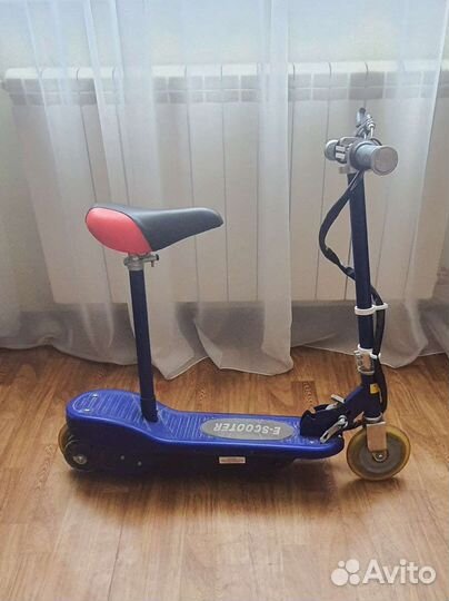 Электрический самокат E-Scooter