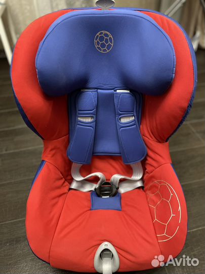 Автомобильное кресло britax romer