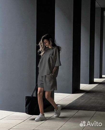 Летний женский костюм с шортами