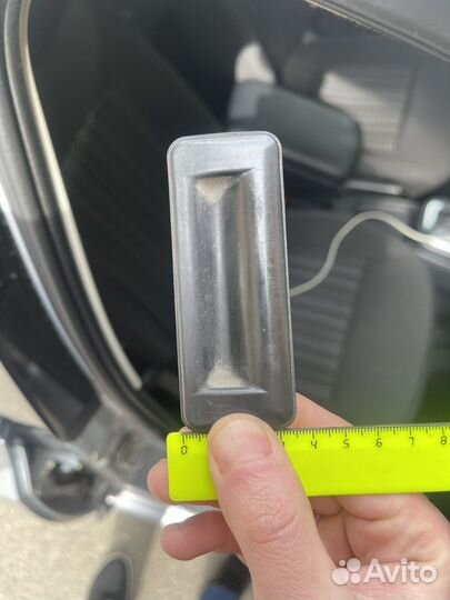 Кнопка крышки багажника vag