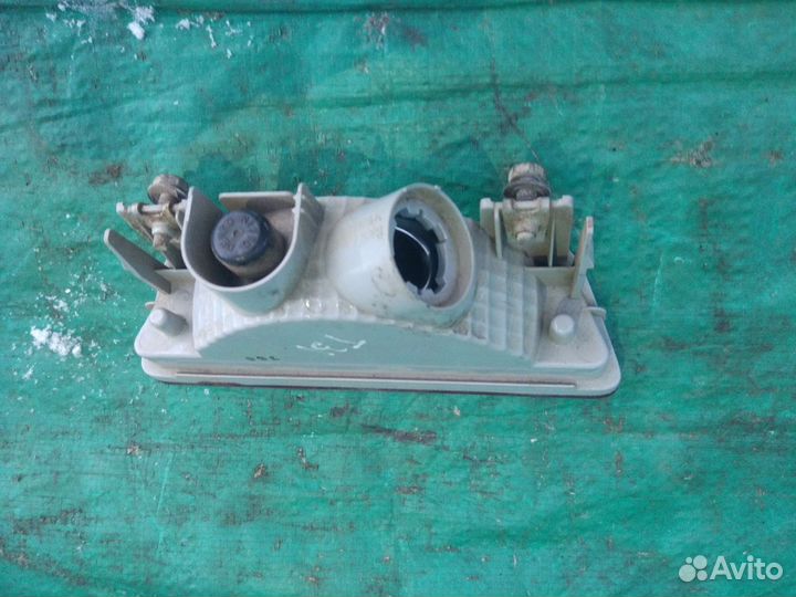 Фонарь в бампер правый Nissan X-trail T31 2010 г