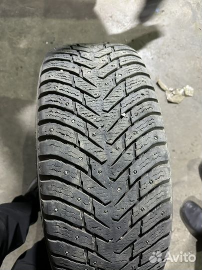Nokian Tyres Hakkapeliitta 8 265/65 R17