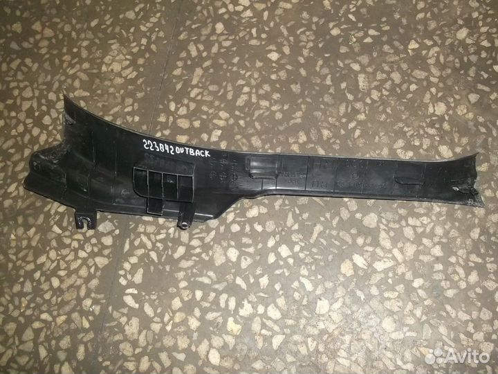 Накладка на порог внутренняя задняя правая