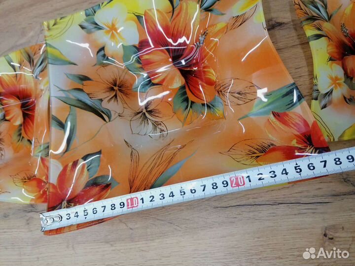 Яркая посуда