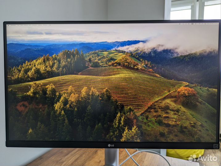 Монитор LG 27UP850 - W