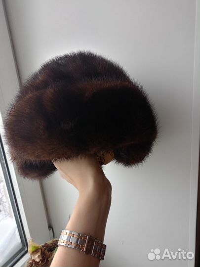 Шапка зимняя меховая женская