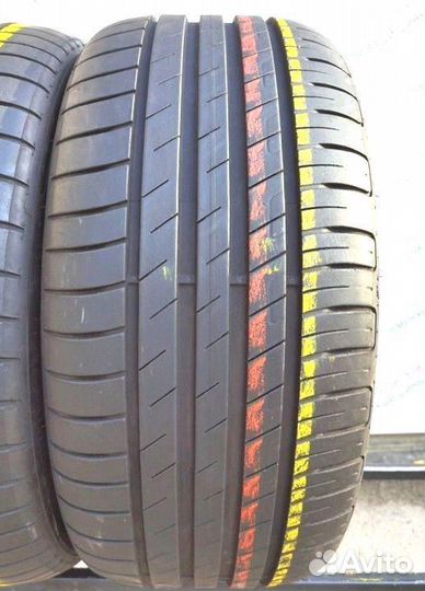 Goodyear EfficientGrip Performance 225/40 R18 92W