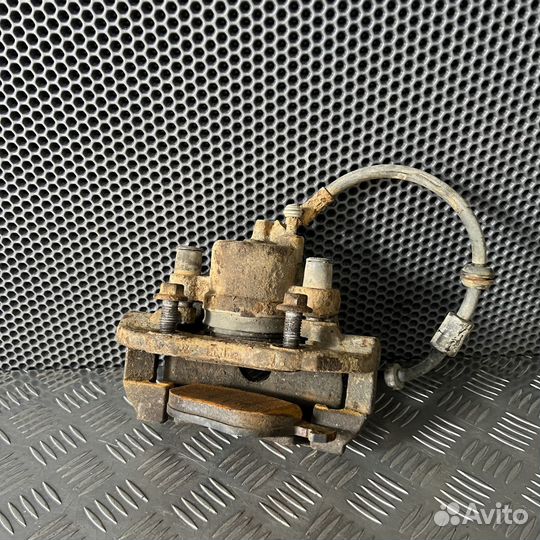 Суппорт тормозной передний правый Ford Focus