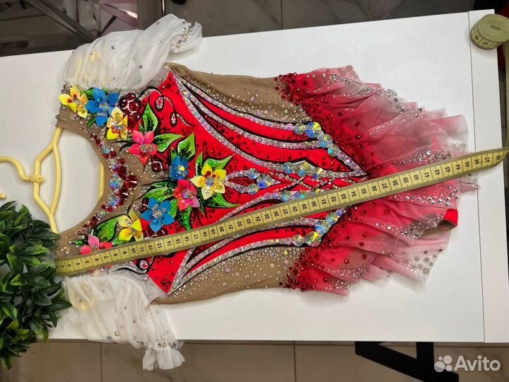 Купальник для художественной гимнастики