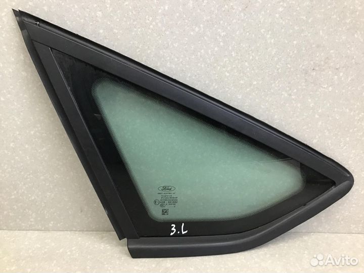 Стекло кузовное глухое левое Ford Focus III 2011