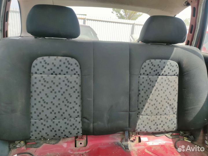Задние Сидения на Skoda fabia 1