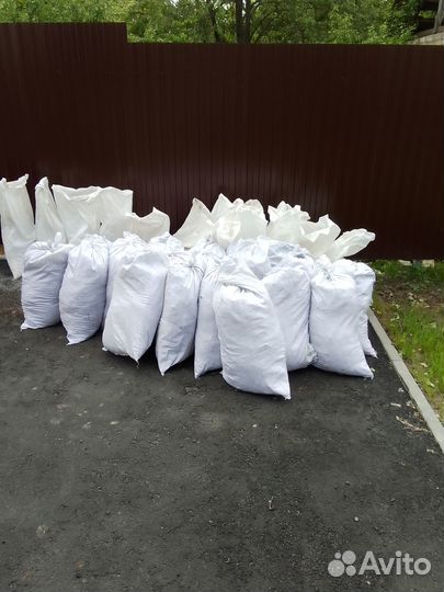 Хвойный опад, мульча